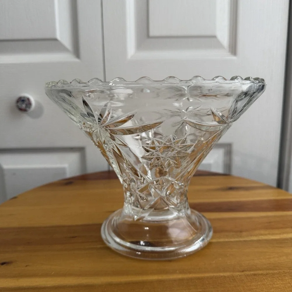 Anchor Hocking Star Of David 1960s Footed Fruit Bowl Decor Cottage Granny VTG